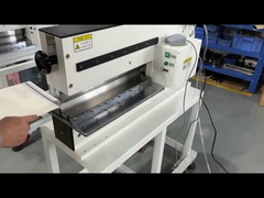 Алюминиевый сепаратор для печатных плат V-резания Максимальная длина резания настраиваемая Минимизируйте скорость 0-400 мм / с